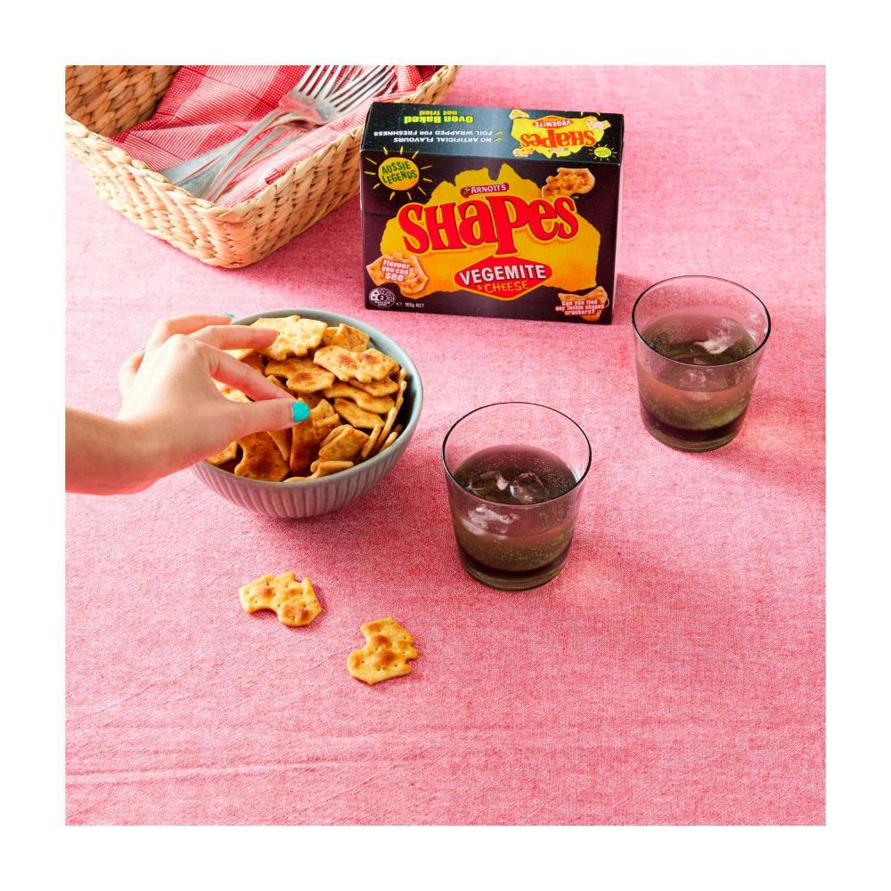 Arnott's Shapes Vegemite & Cheese Cracker Multipack 8 Pack - 200g