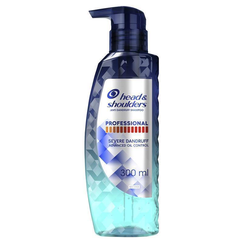 Head & Shoulders Professional Advanced Oil Control Shampoo For Severe Dandruff 300ml