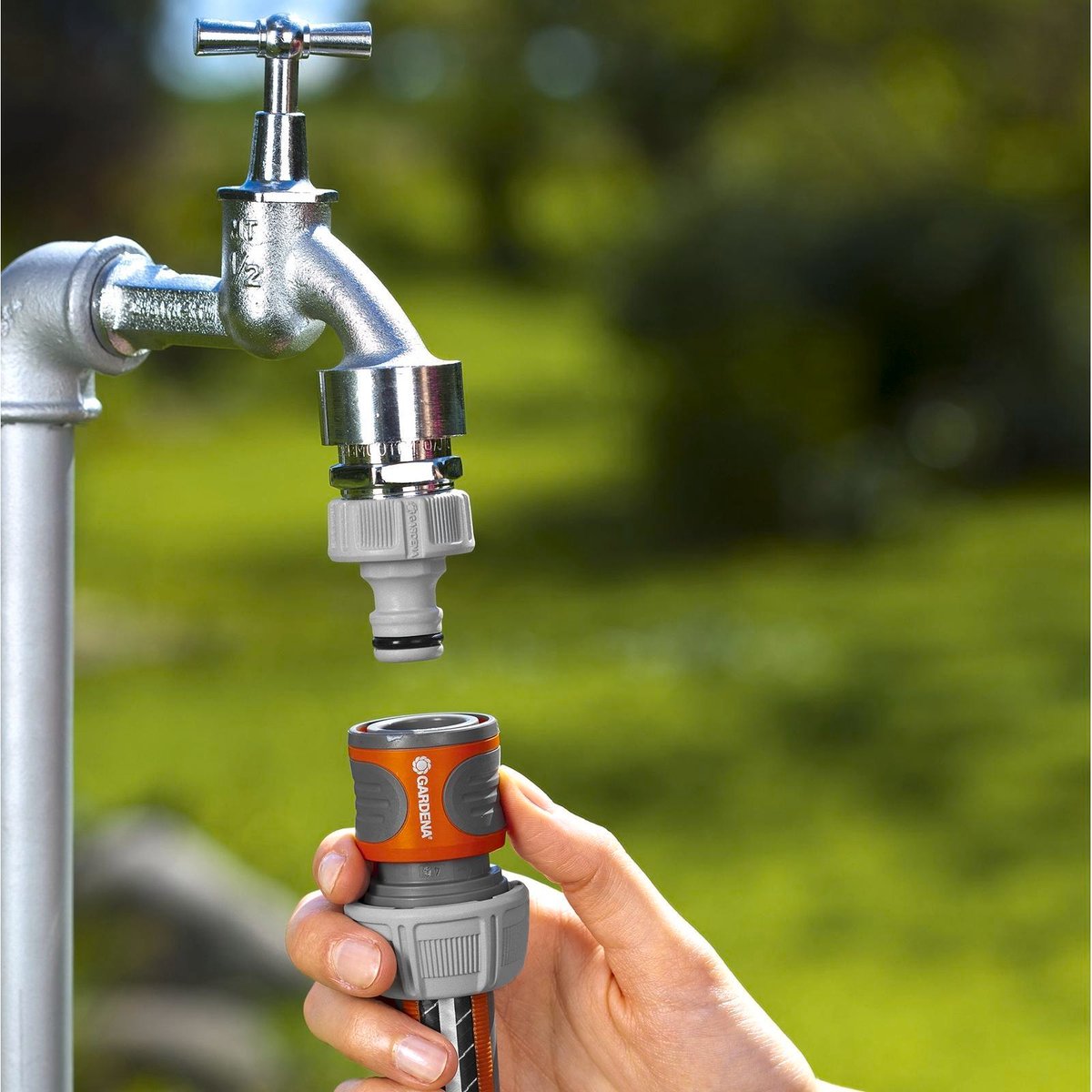 Gardena 19mm Hose Connector - Plastic - Ergonomic - UV Stabilised