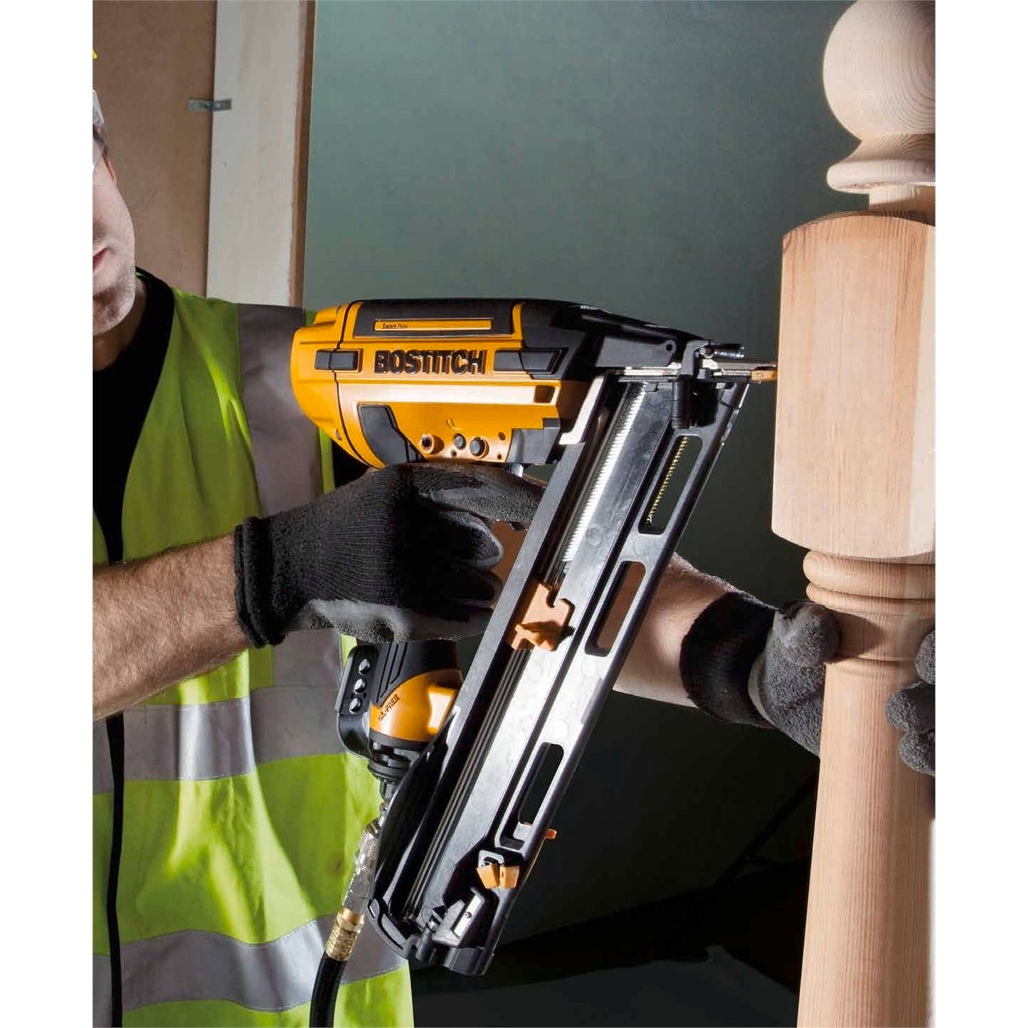 Bostitch Finish Air Smartpoint Nailer - 15ga