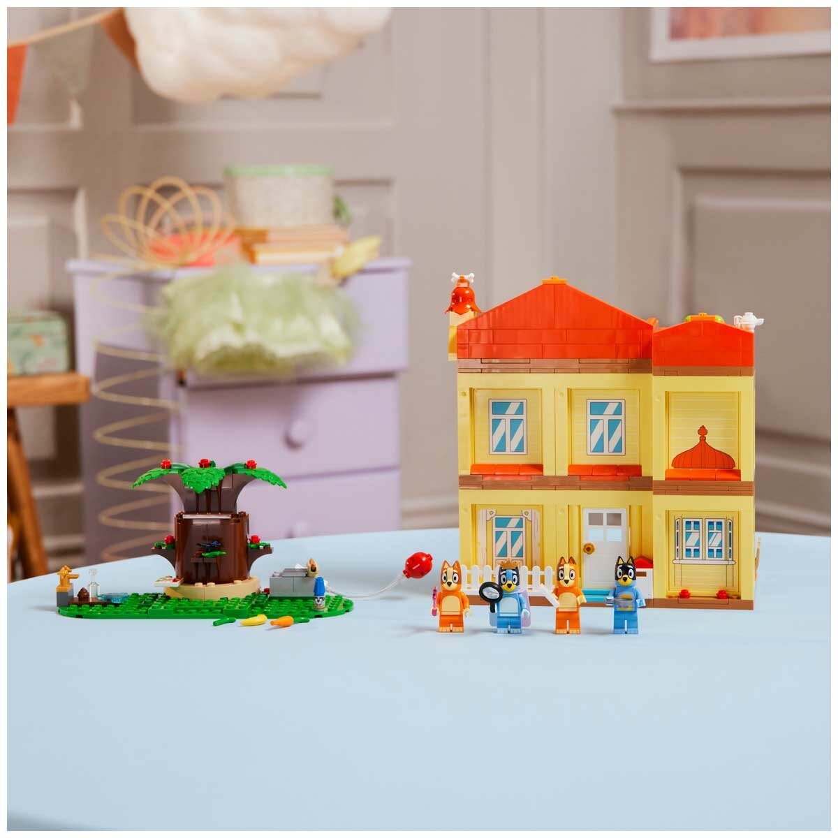 Lego Bluey's Family House Playset 382-Piece Modular Role Play Set 11203