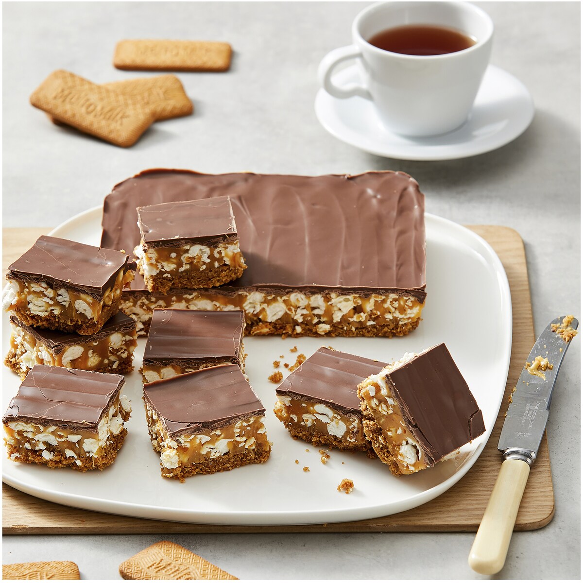 Arnott's Malt-O-Milk Plain Biscuits Biscuits 250g