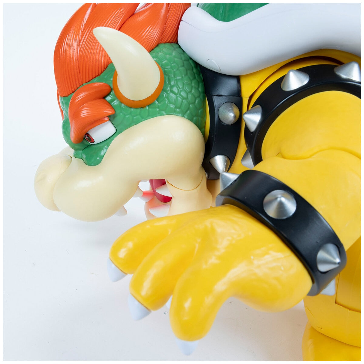 Nintendo Big Bad Bowser Sound Light 13 Articulations Model 42274 33cm