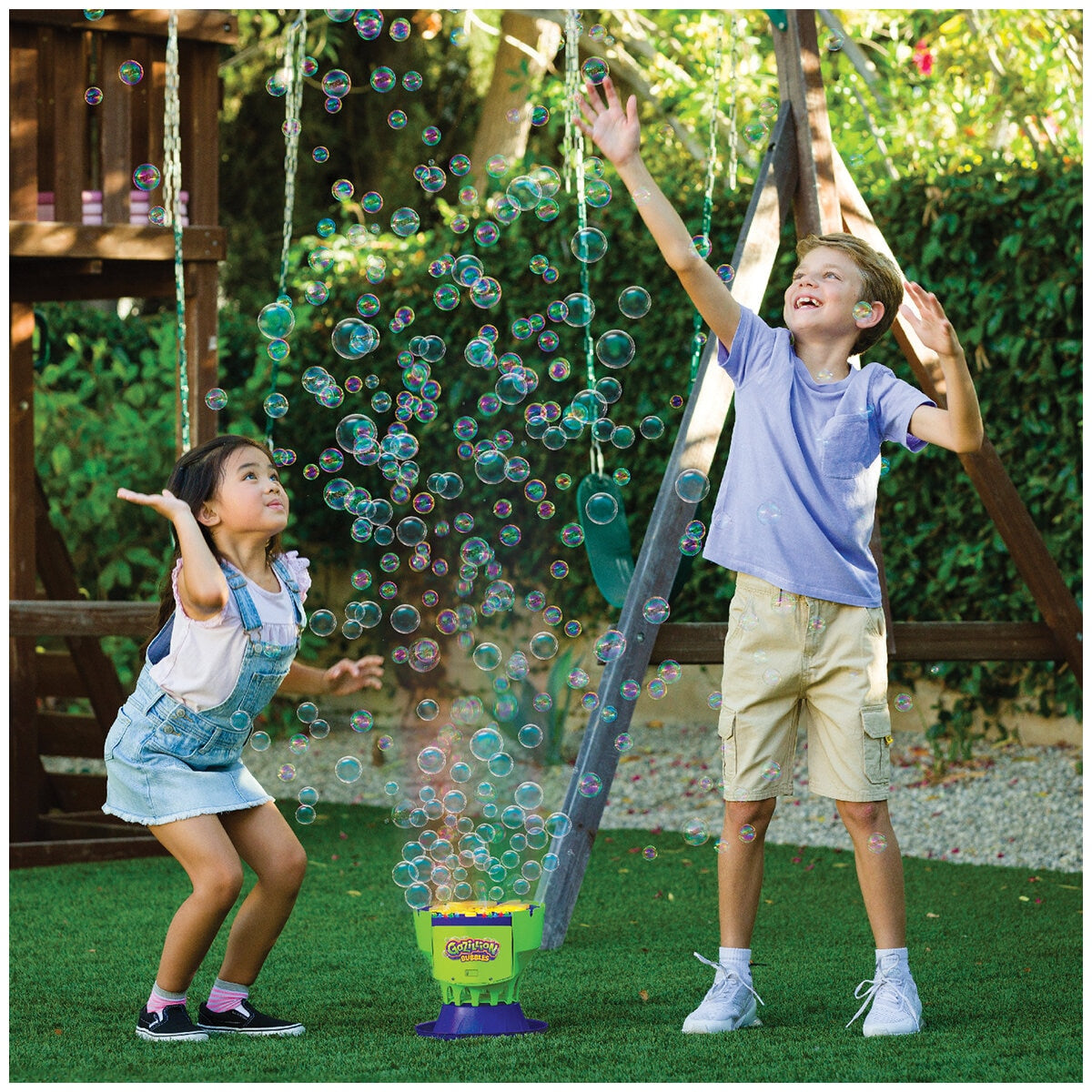 Funrise Bubble Machine 37648 Rechargeable LED Light 2.1L