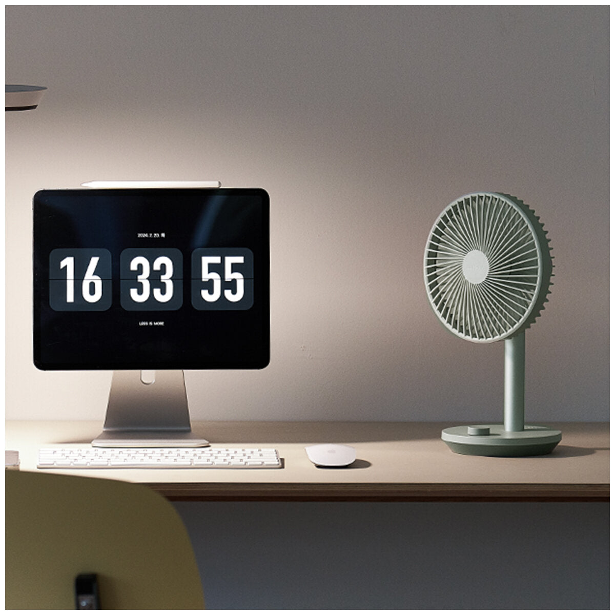 Lumena Fan Stand 4 Cordless Rechargeable ( ) White/Green 5000mAh 6W 2 Pack