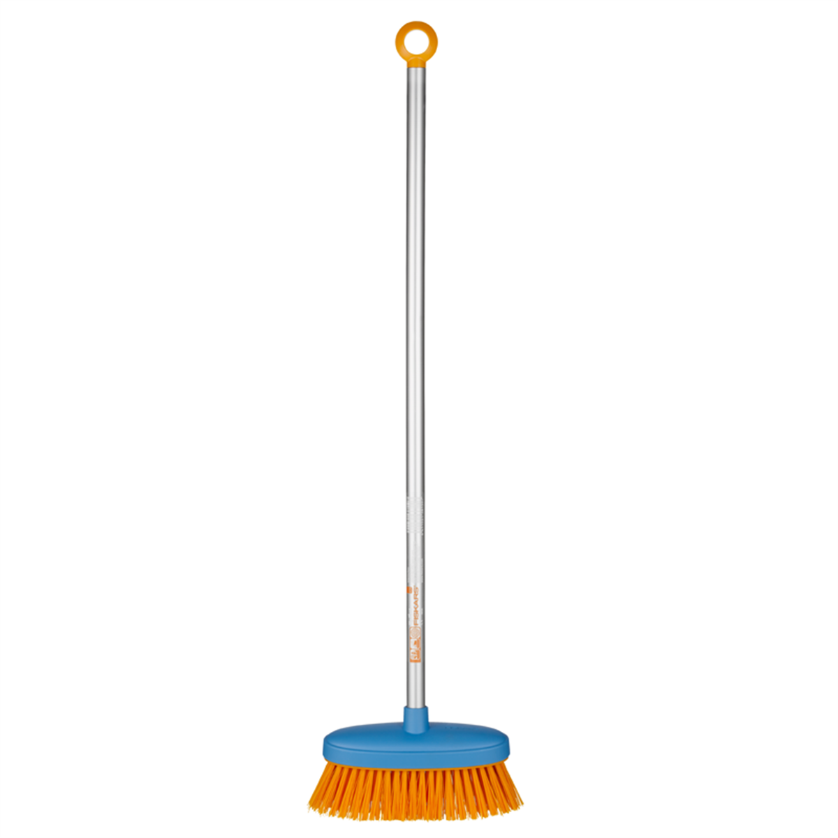 Fiskars Kids Broom - Lightweight Aluminium - Soft Plastic Bristles - Comfort