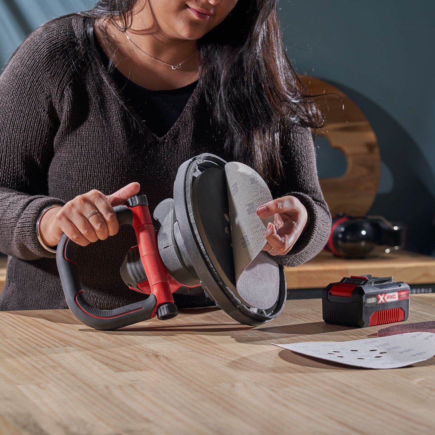 Ozito PXC Drywall Sander - PXBDWS 225 - Brushless