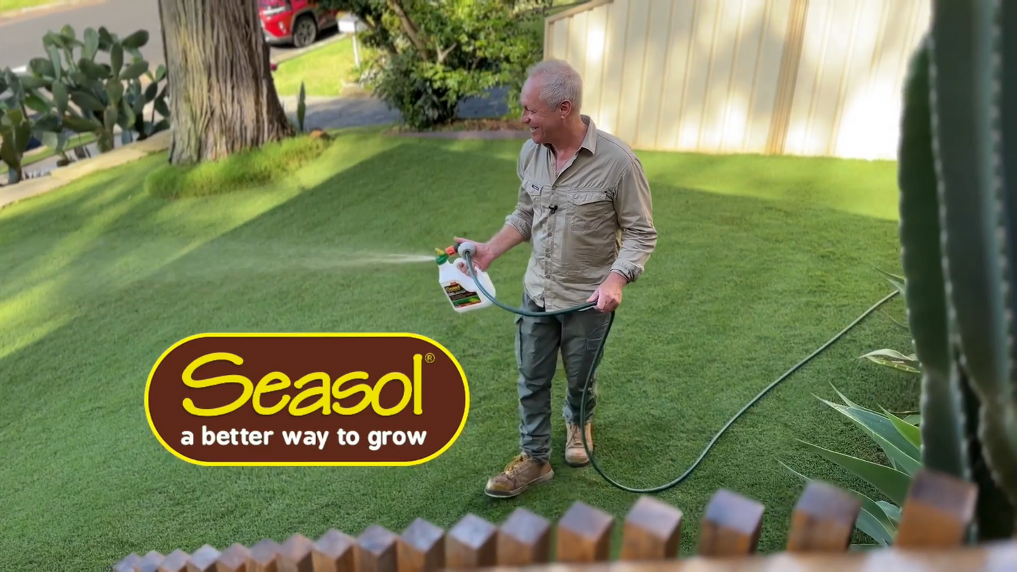 Seasol Liquid Fertiliser - Lush Green Lawns Concentrate - 4L
