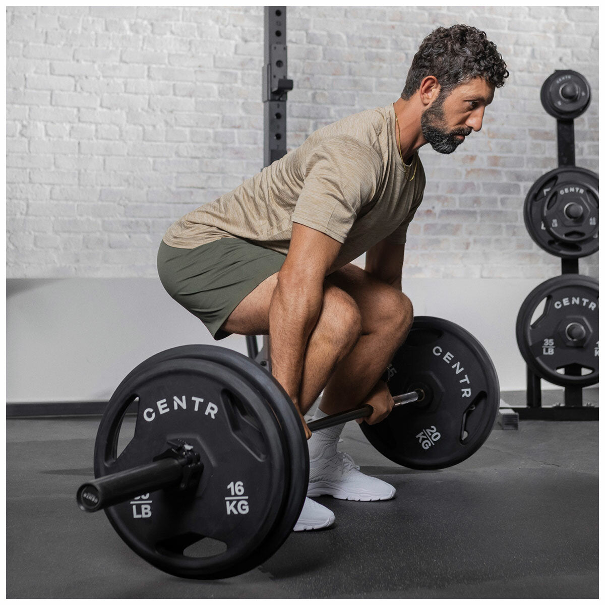 Centr Rubber Olympic Weight Set with Bar Black Chrome Plates and Locking Collars 136kg 2.13m