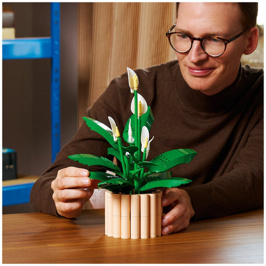 Lego Botanicals Peace Lily 474 Piece Adult Building Kit 11504