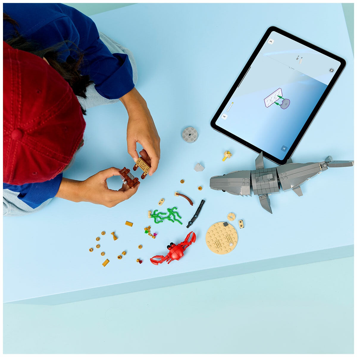 Lego Creator 3 in 1 Posable Shark Treasure Chest 31381 379 Pieces