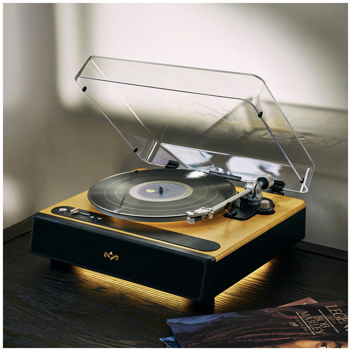 House of Marley Soul Rebel All-In-One Turntable EM-JT401-SB Black/Timber