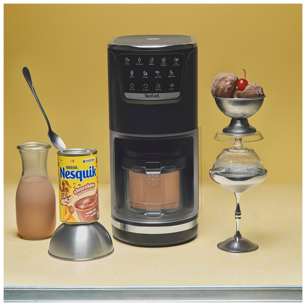 Tefal Dolci Ice Cream Maker Nesquik Bundle NQ32IG6048 Black