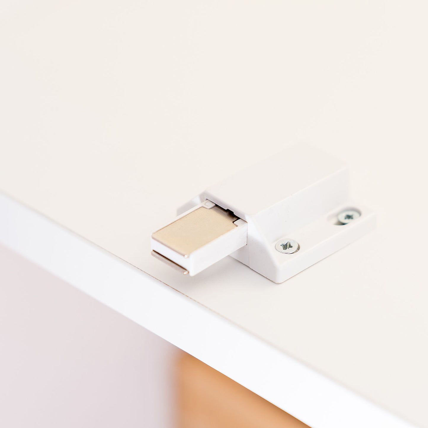 Taskmaster Magnetic Door Catch - 38mm