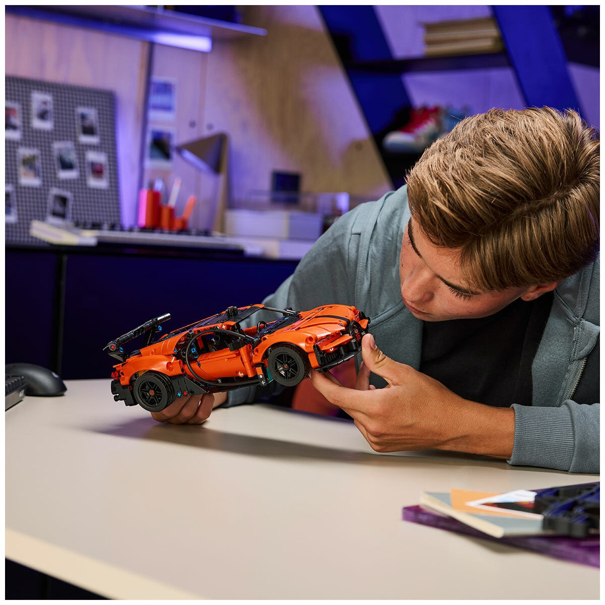 LEGO Technic Bugatti Chiron Pur Sport Hypercar 42222 771-Piece Racing Set