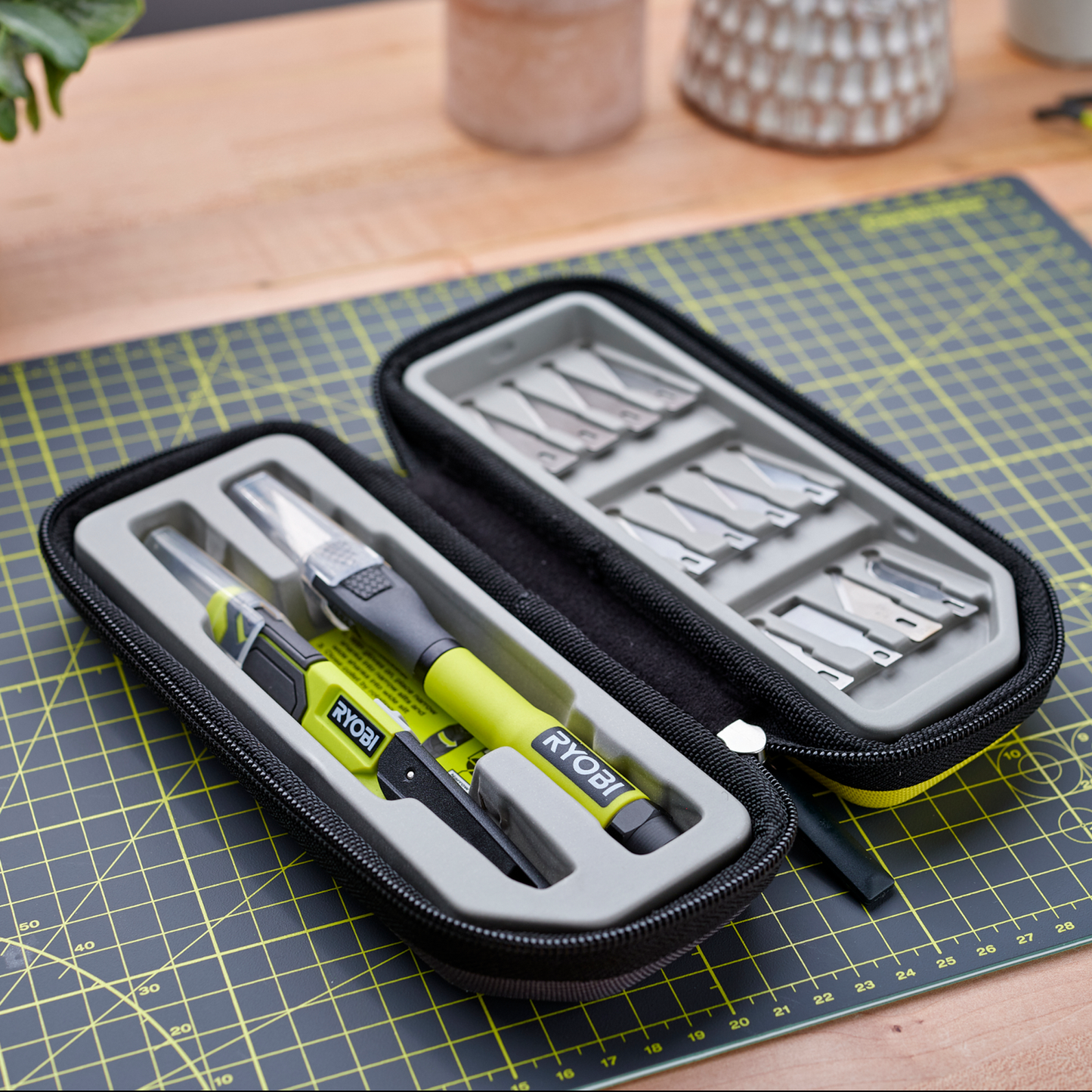 Ryobi Hobby Knife Set - 14 Piece - 24 x 28 x 292mm
