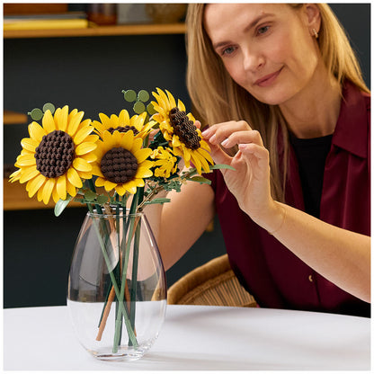 Lego Botanicals Sunflower Bouquet Adjustable 686-Piece Set 11502
