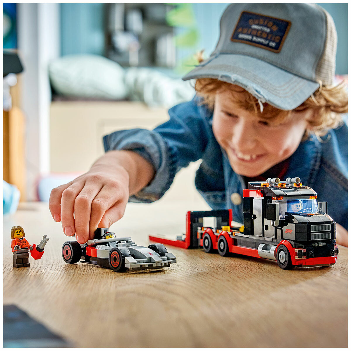 Lego City F1 Display Truck with Audi F1 Race Car 7+ (508 Pcs) 60493