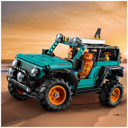 LEGO Technic Jeep Wrangler Rubicon SUV 42227 723-Piece Gift for 10+