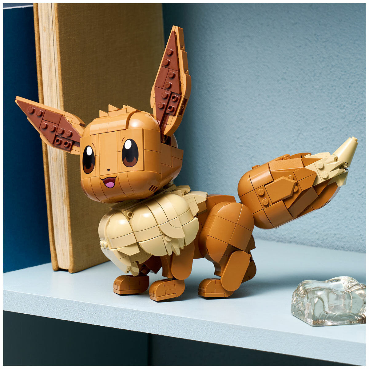 LEGO Pokémon Eevee 72151 Posable 587-Piece Building Kit for Adults