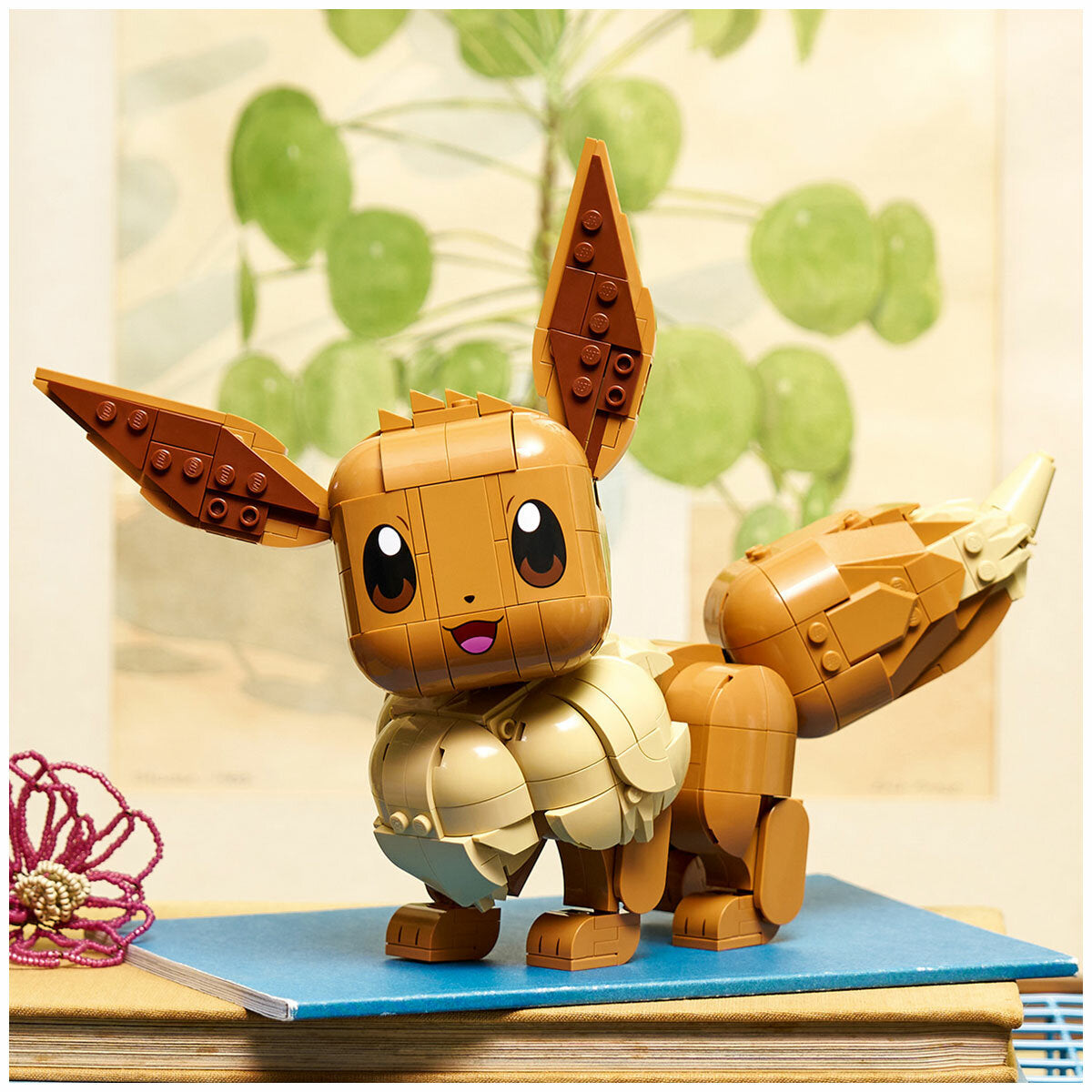 LEGO Pokémon Eevee 72151 Posable 587-Piece Building Kit for Adults