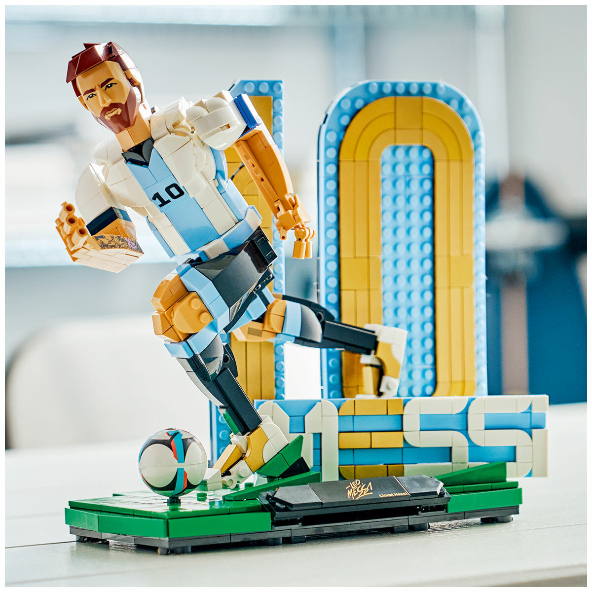 Lego Lionel Messi Football Legend Set 958-Piece 12+ 43015