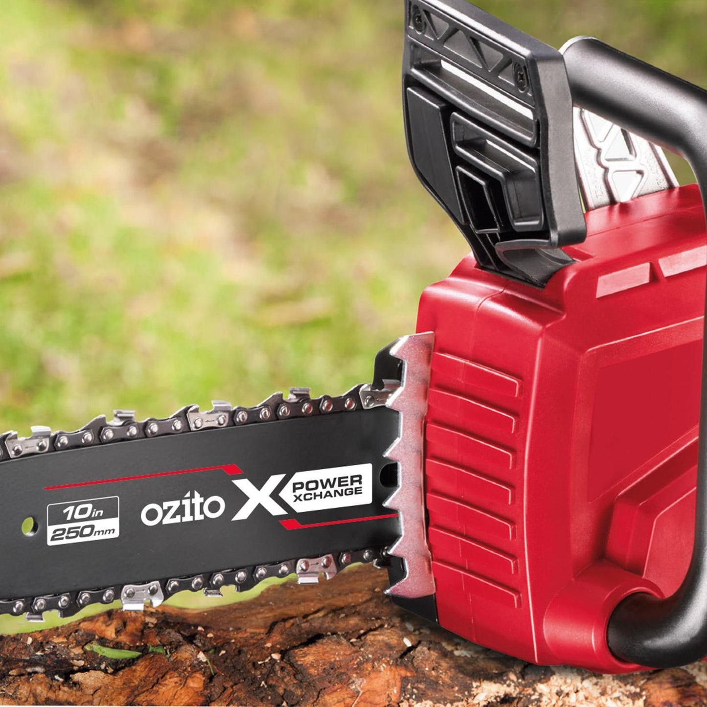 Ozito Cordless Chainsaw Kit - 250mm
