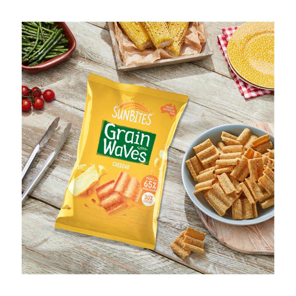 Sunbites Grain Waves Wholegrain Chips Cheddar - 170g