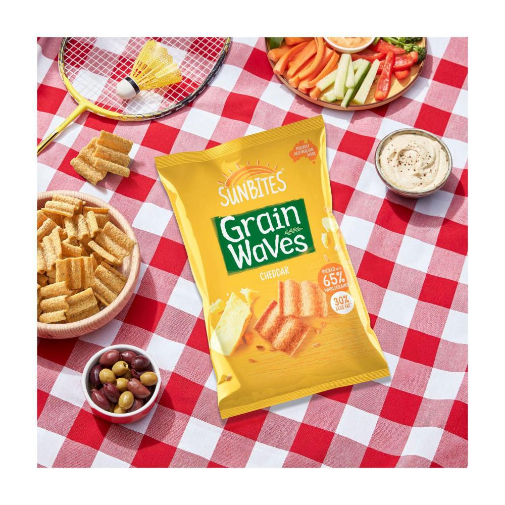 Sunbites Grain Waves Wholegrain Chips Cheddar - 170g