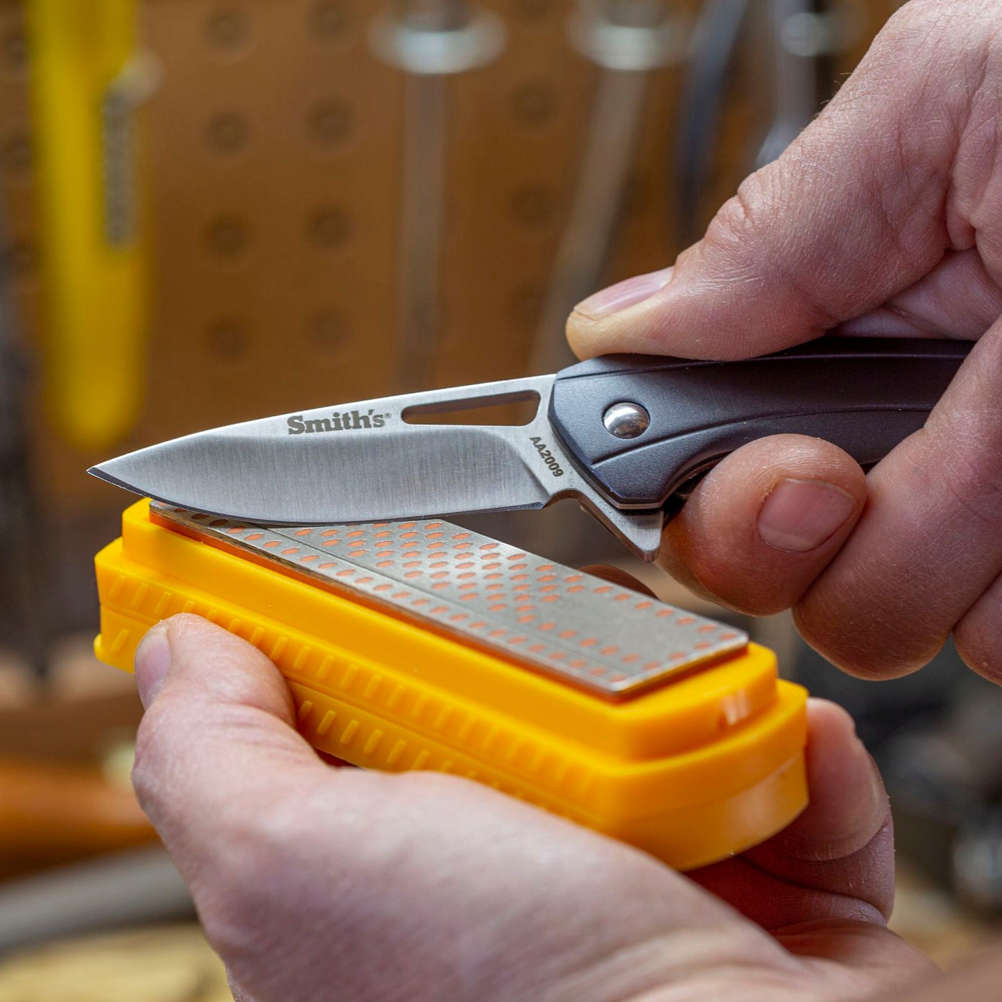 Smith's 4" Coarse Diamond Sharpening Stone