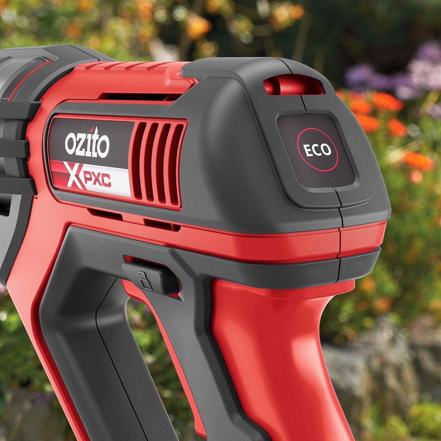 Ozito PXC Cordless Pressure Washer Kit - 2.5Ah - 348psi