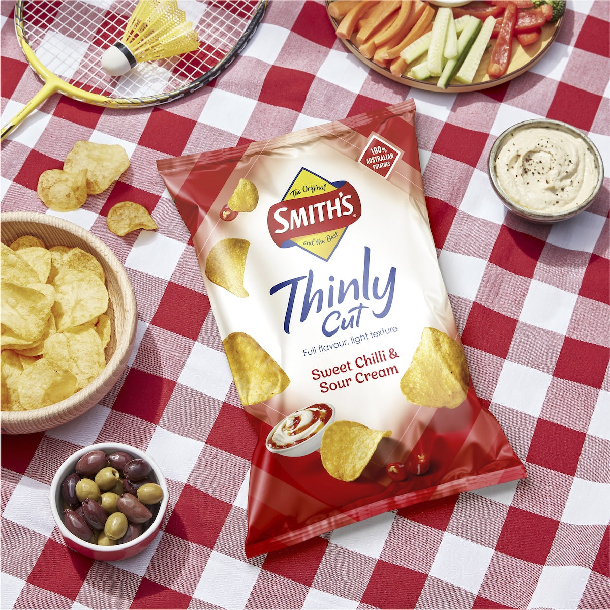 Smiths Thinly Cut Potato Chips Share Pack Sweet Chilli & Sour Cream 175g