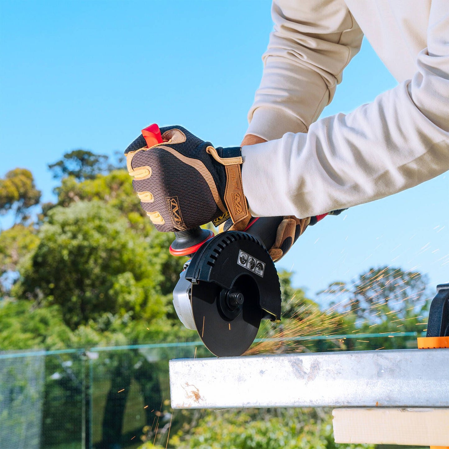 Ozito PXC Brushless Angle Grinder - 125mm - Skin Only