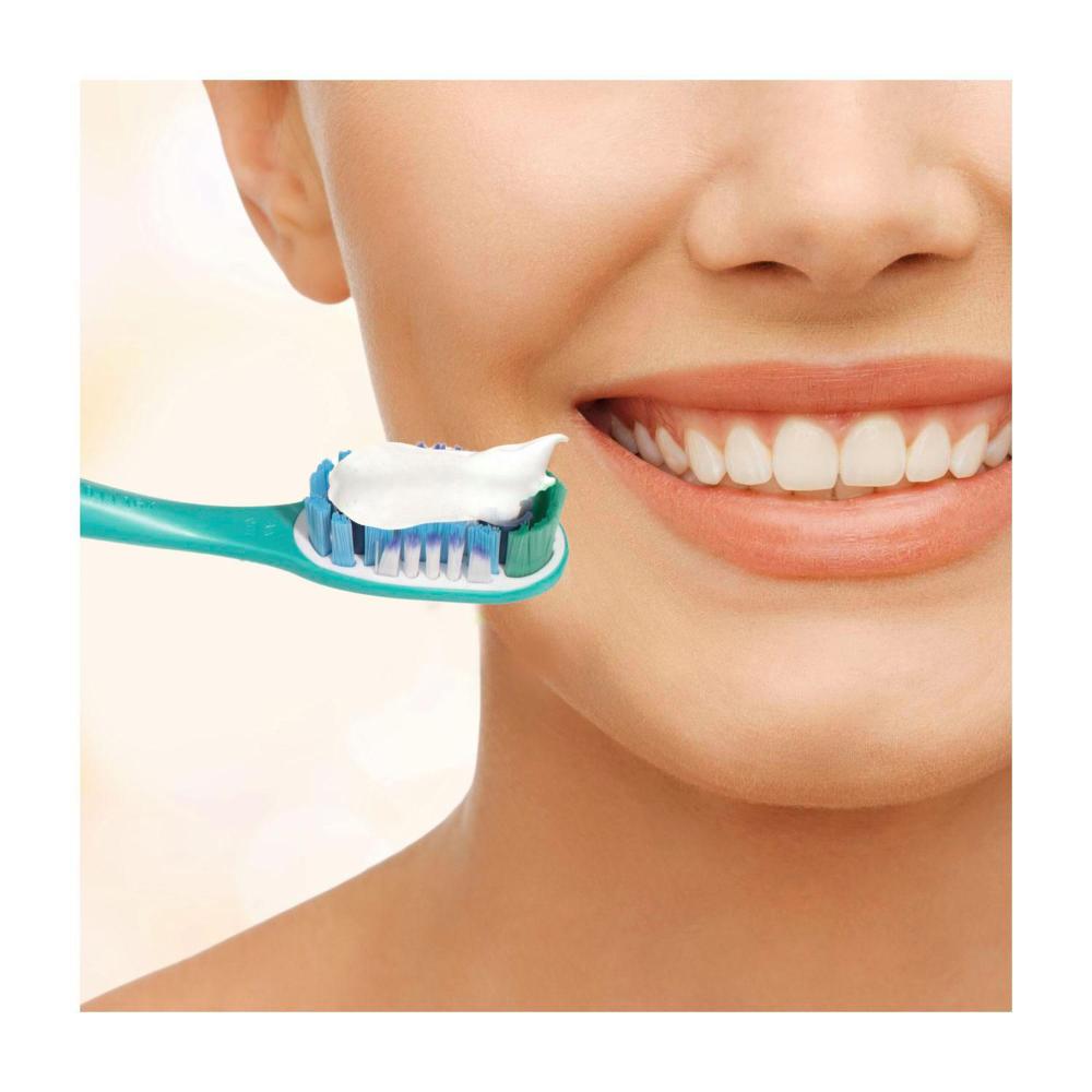 Colgate 360 Degree Medium Toothbrush - 2 Pack