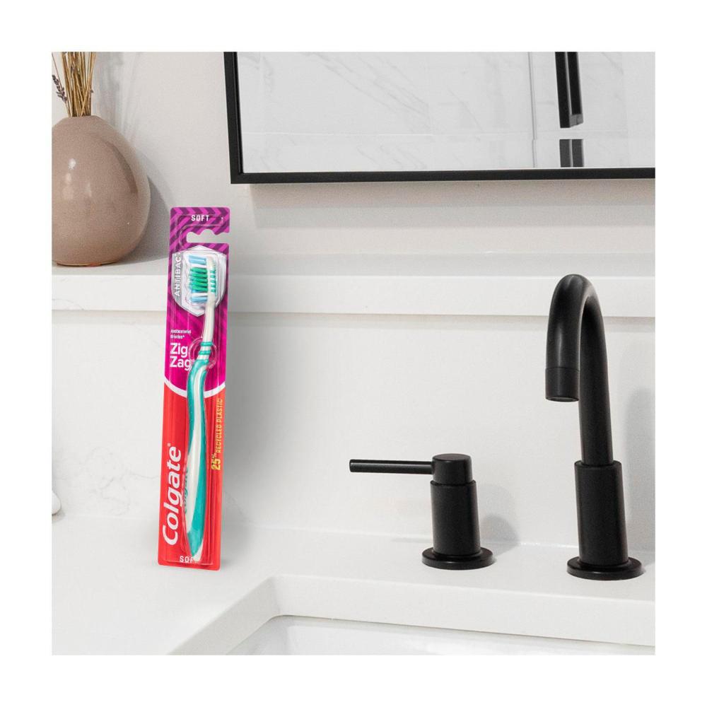 Colgate Zig Zag Soft Toothbrush - 1 Pack