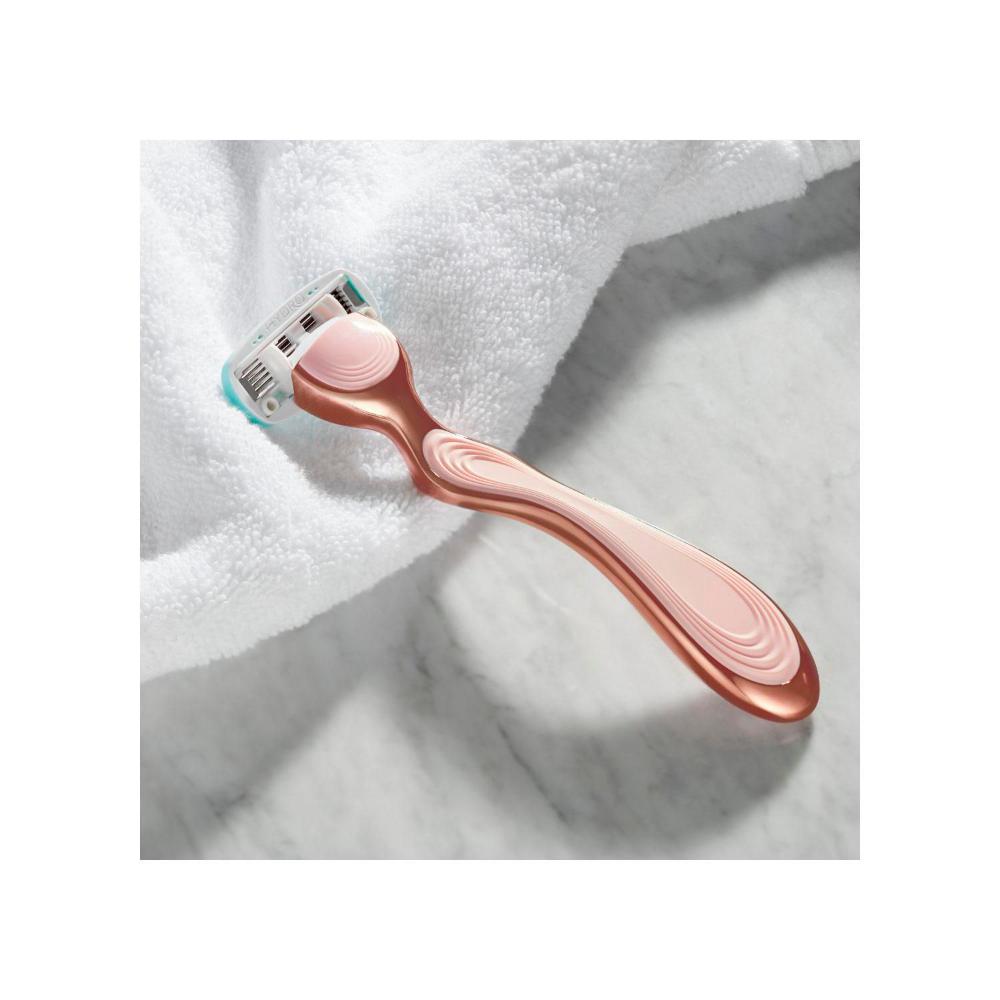 Schick Silk Hydro Deluxe Care Razor Kit + 2 Refill Blades - 1 Each