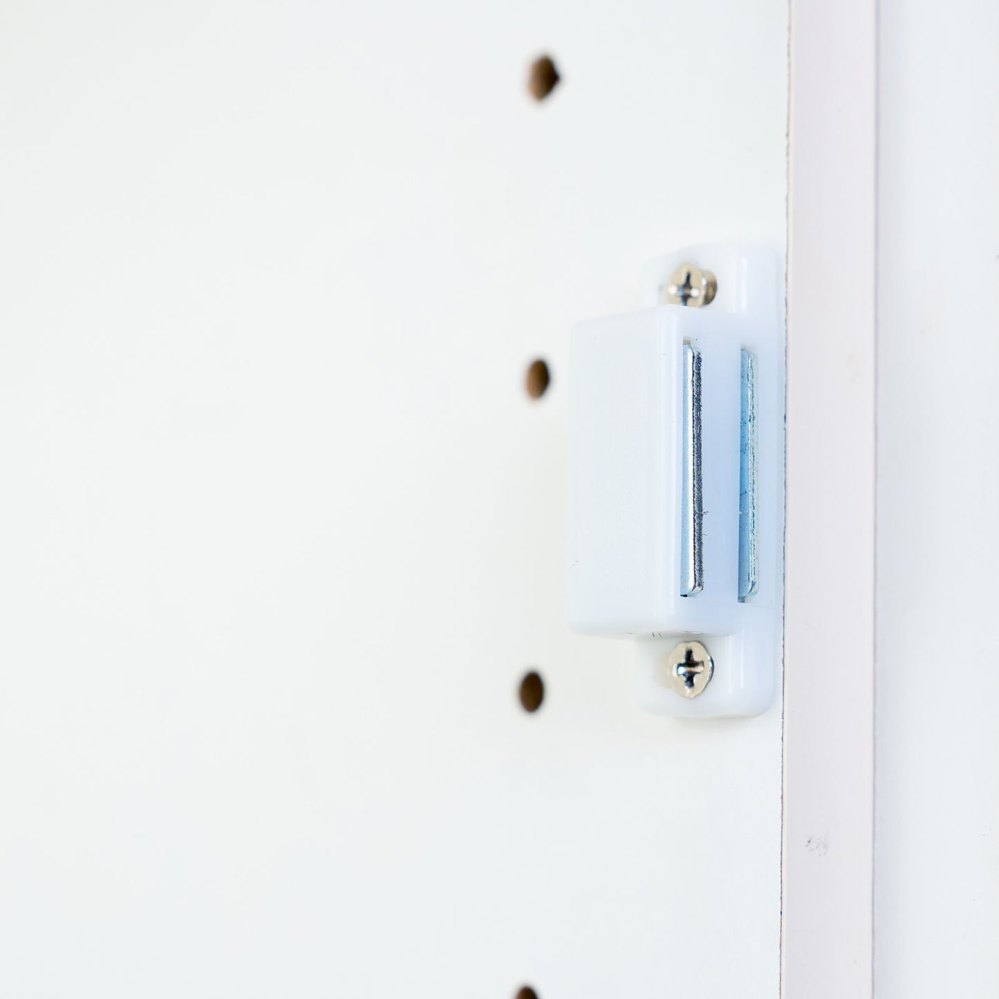 Taskmaster Magnetic Door Catch - 46mm - White - 3 Pack