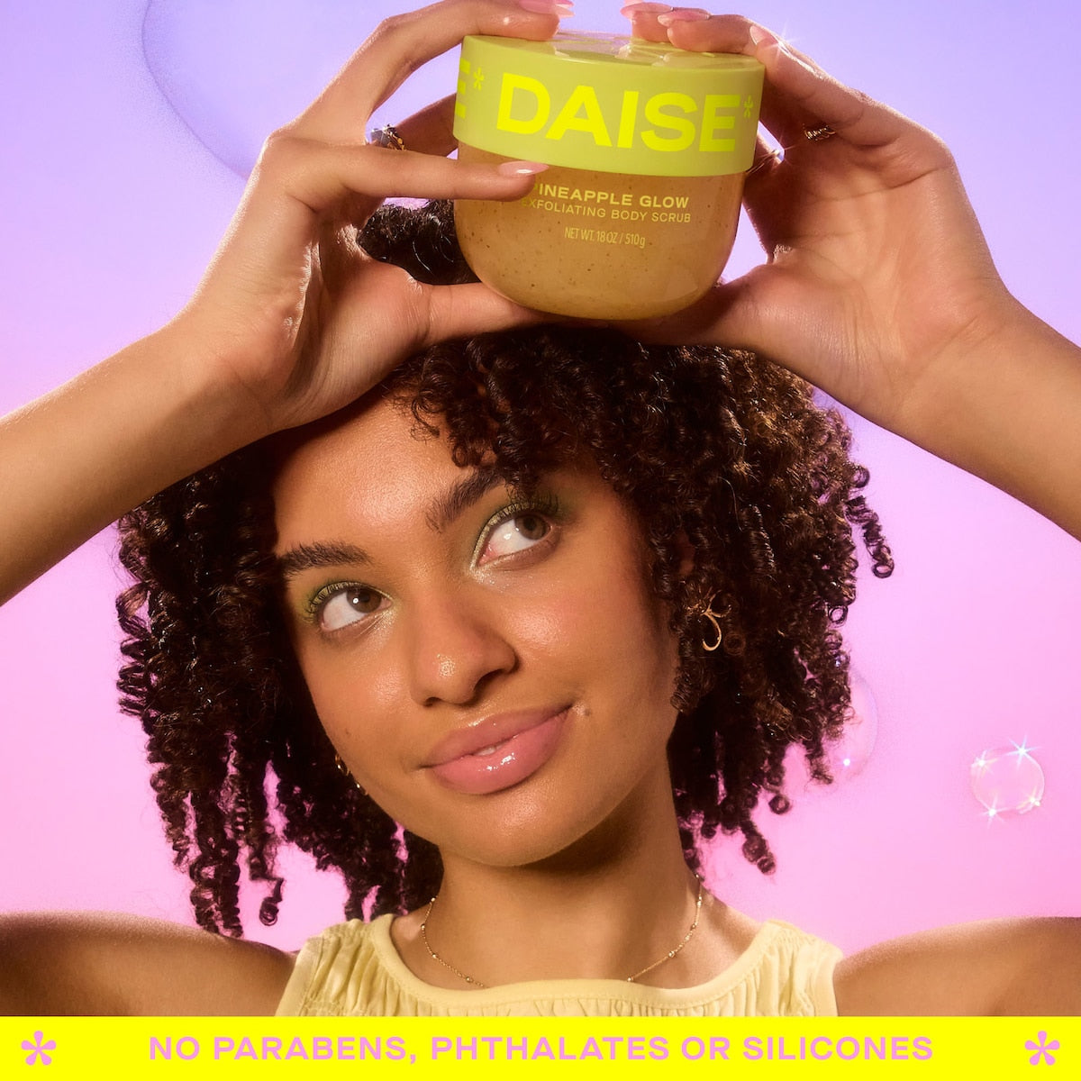 Daise Exfoliating Body Scrub Pineapple Glow 510g