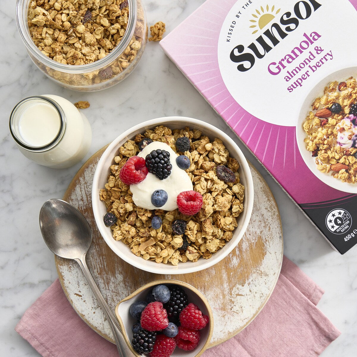 Sunsol Granola Almond & Super Berry 450g