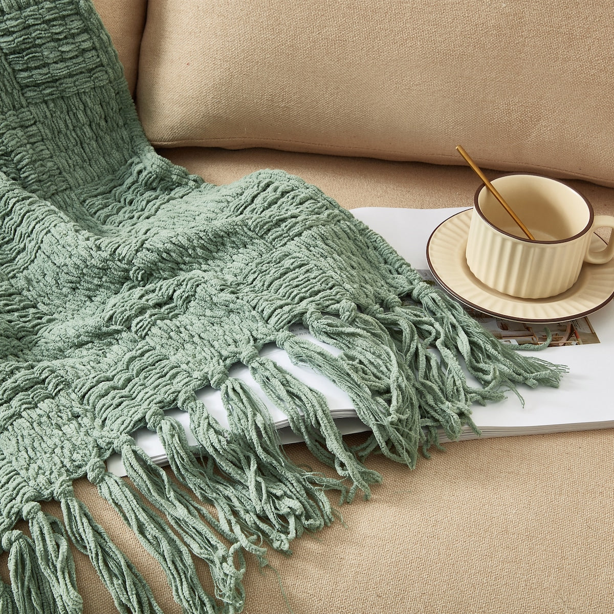 Chunky Knitted Throw Green Each