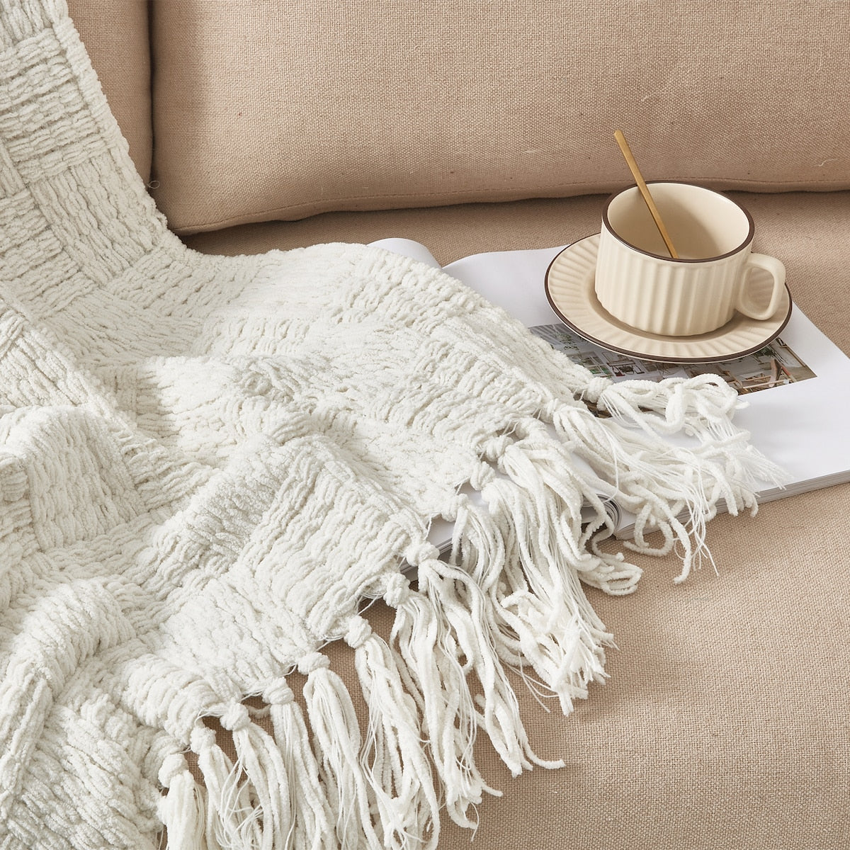 Chunky Knitted Throw White Each