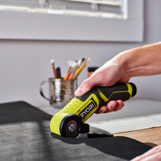 Ryobi USB Lithium Power Cutter 2Ah Kit RCT4K