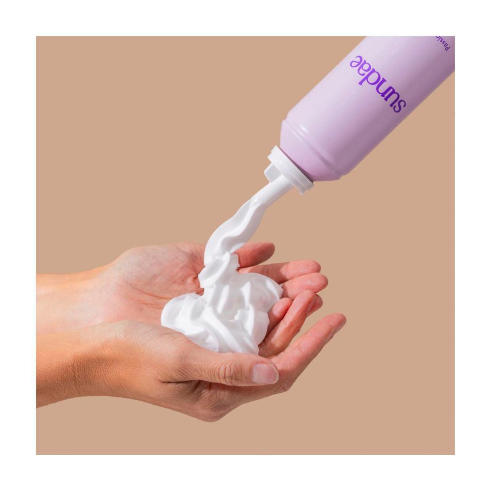 Sundae Whipped Shower Foam Passionfruit Pop - 265mL