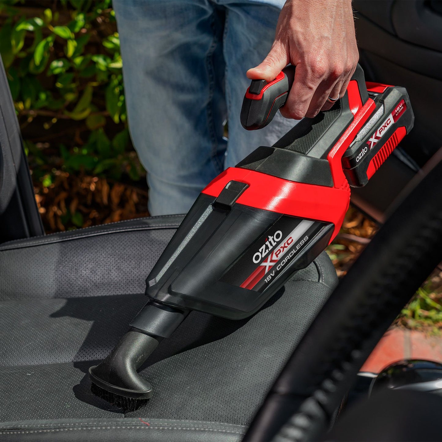 Ozito PXC Cordless Hand Vacuum - 600ml
