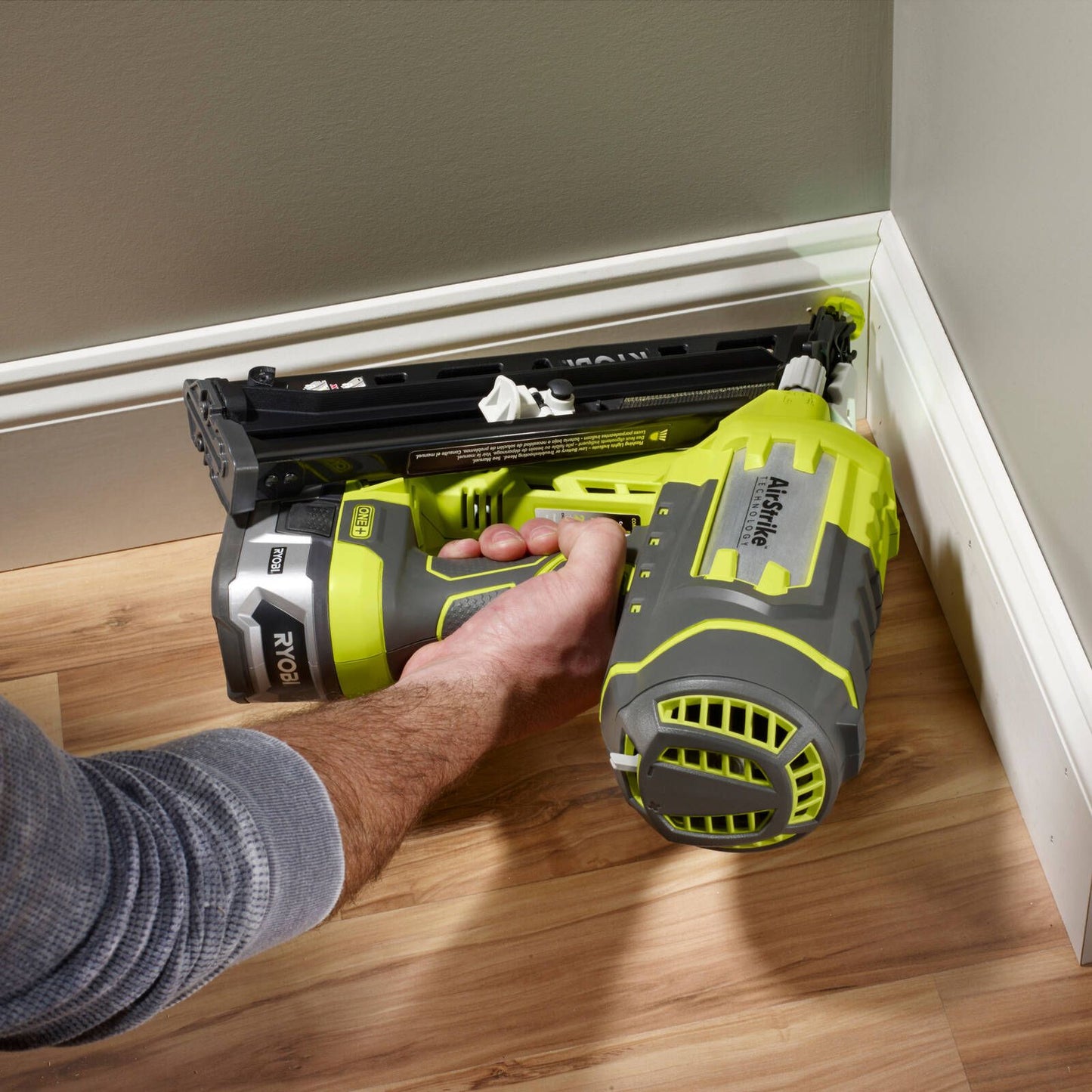 Ryobi Cordless Nail Gun - 18V One - 2" - 15Ga - 100 Nails