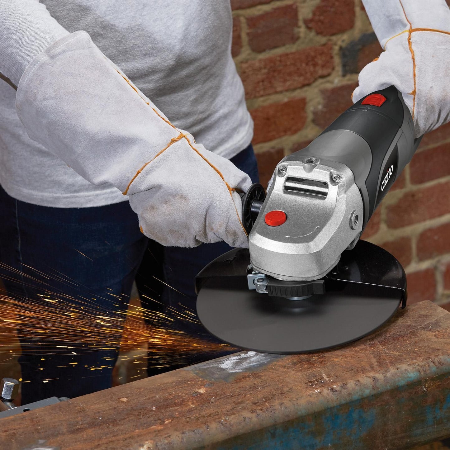 Ozito Angle Grinder - 230mm - 2350W