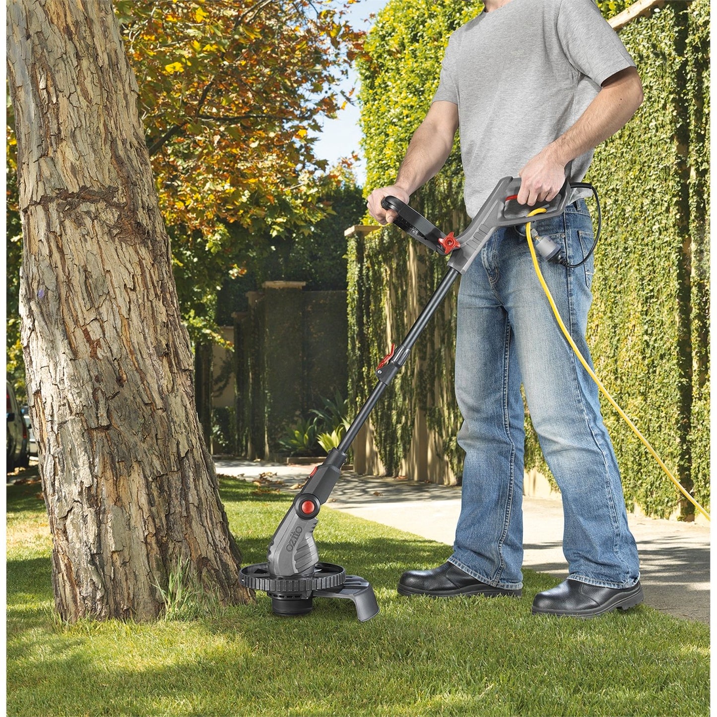 Ozito Corded Line Trimmer - 500W - 290mm