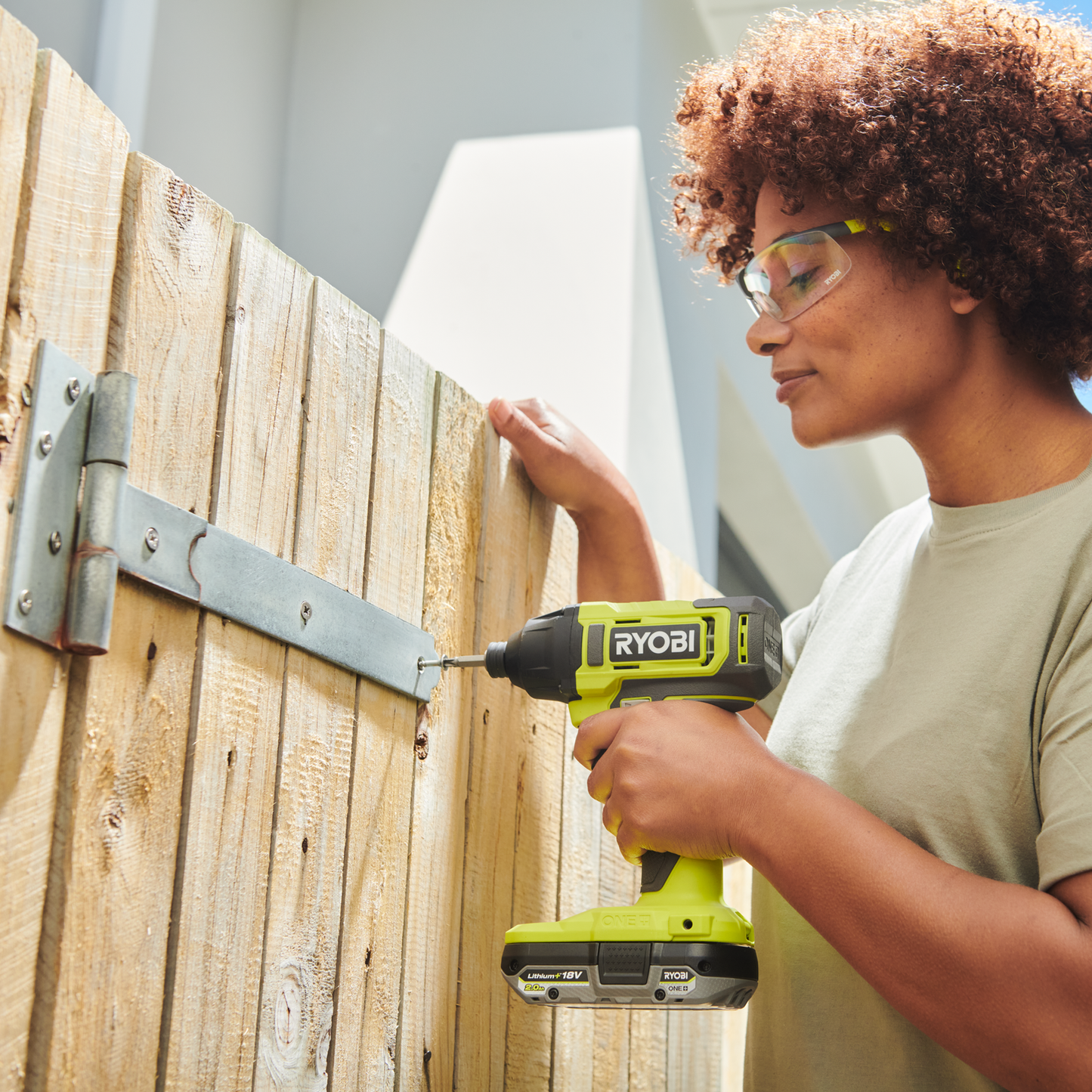 Ryobi 4-Piece Kit - R18X4C1422B - 18V ONE+ - 585 x 295 x 225mm