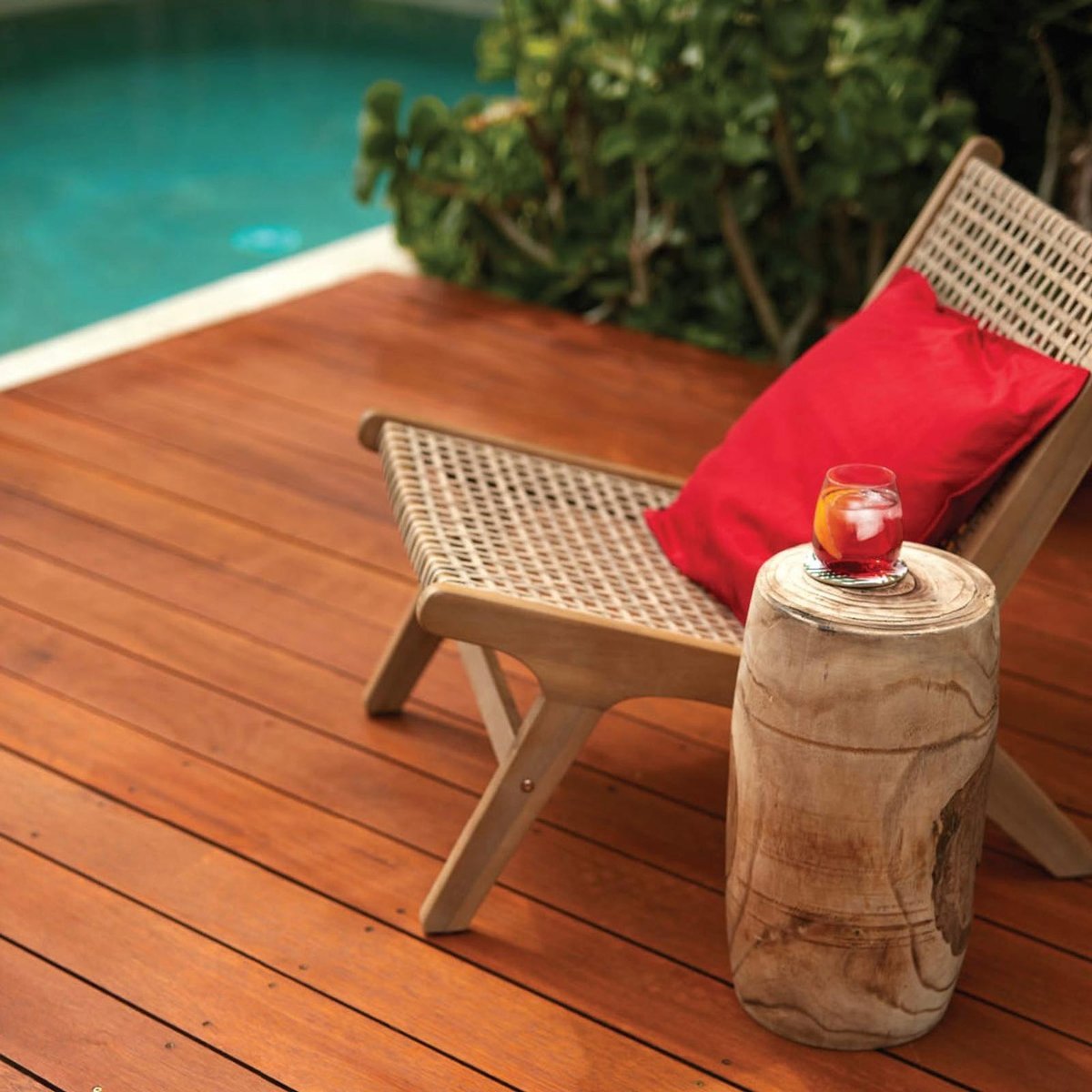 Feast Watson Wet Look Decking Oil 1L Water Based UV Resistant