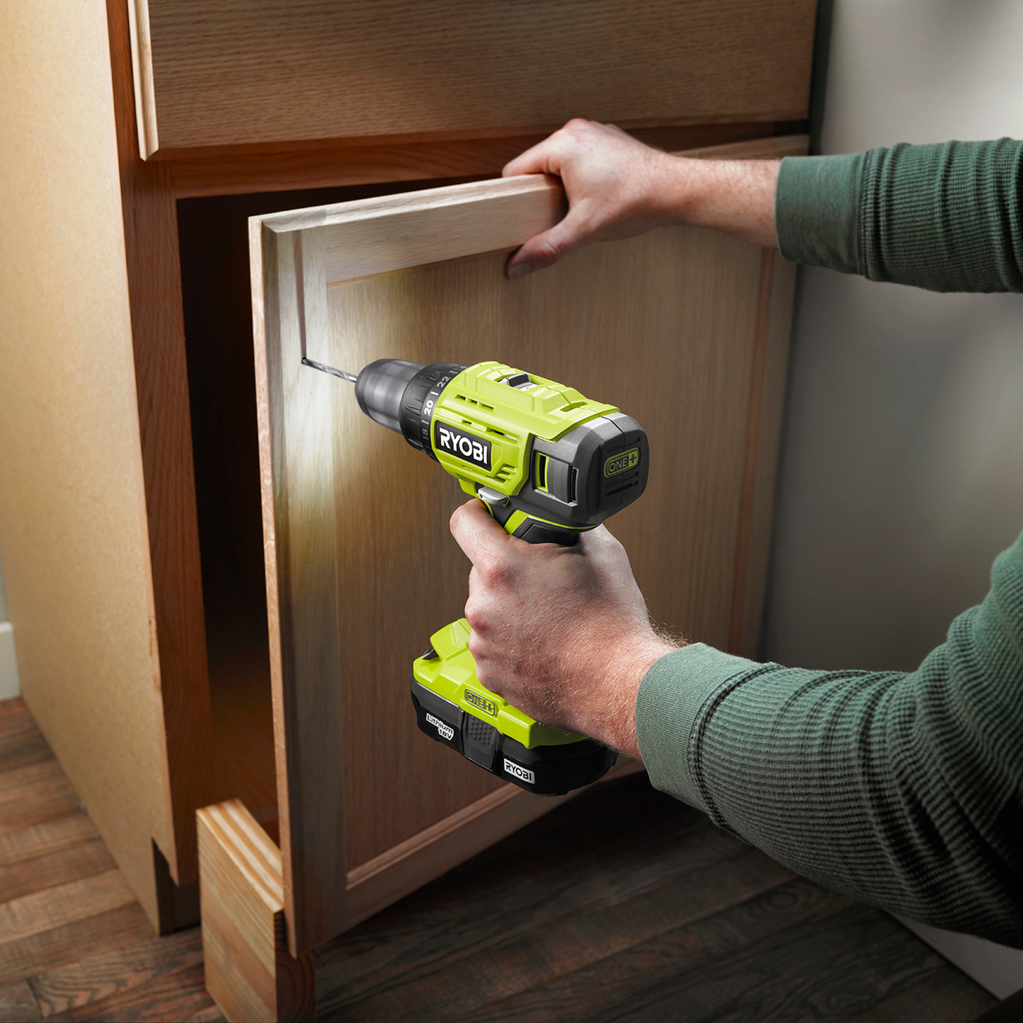 Ryobi Drill Driver Starter Kit - R18DD22 - 18V ONE+ - 2Ah - 173 x 203 x 225mm